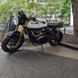 2018 Triumph Thruxton 1200cc 