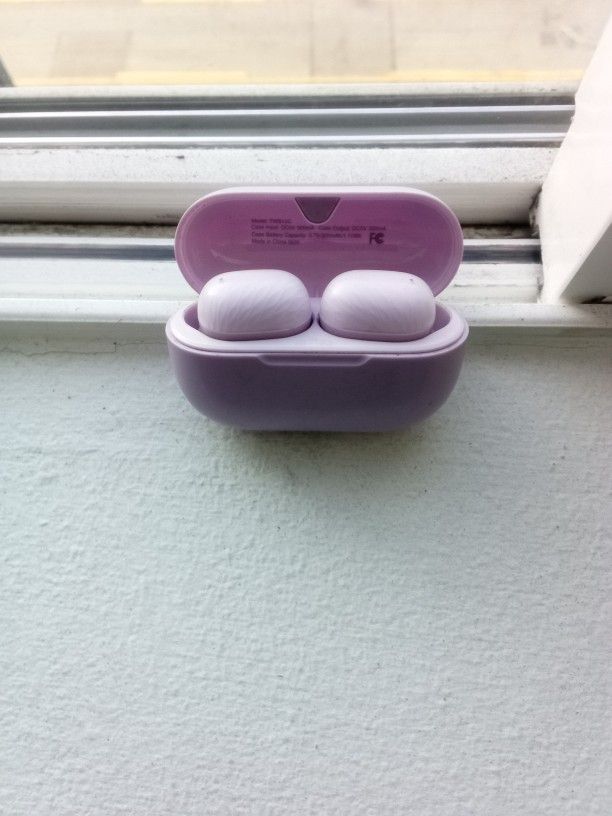 Earbuds