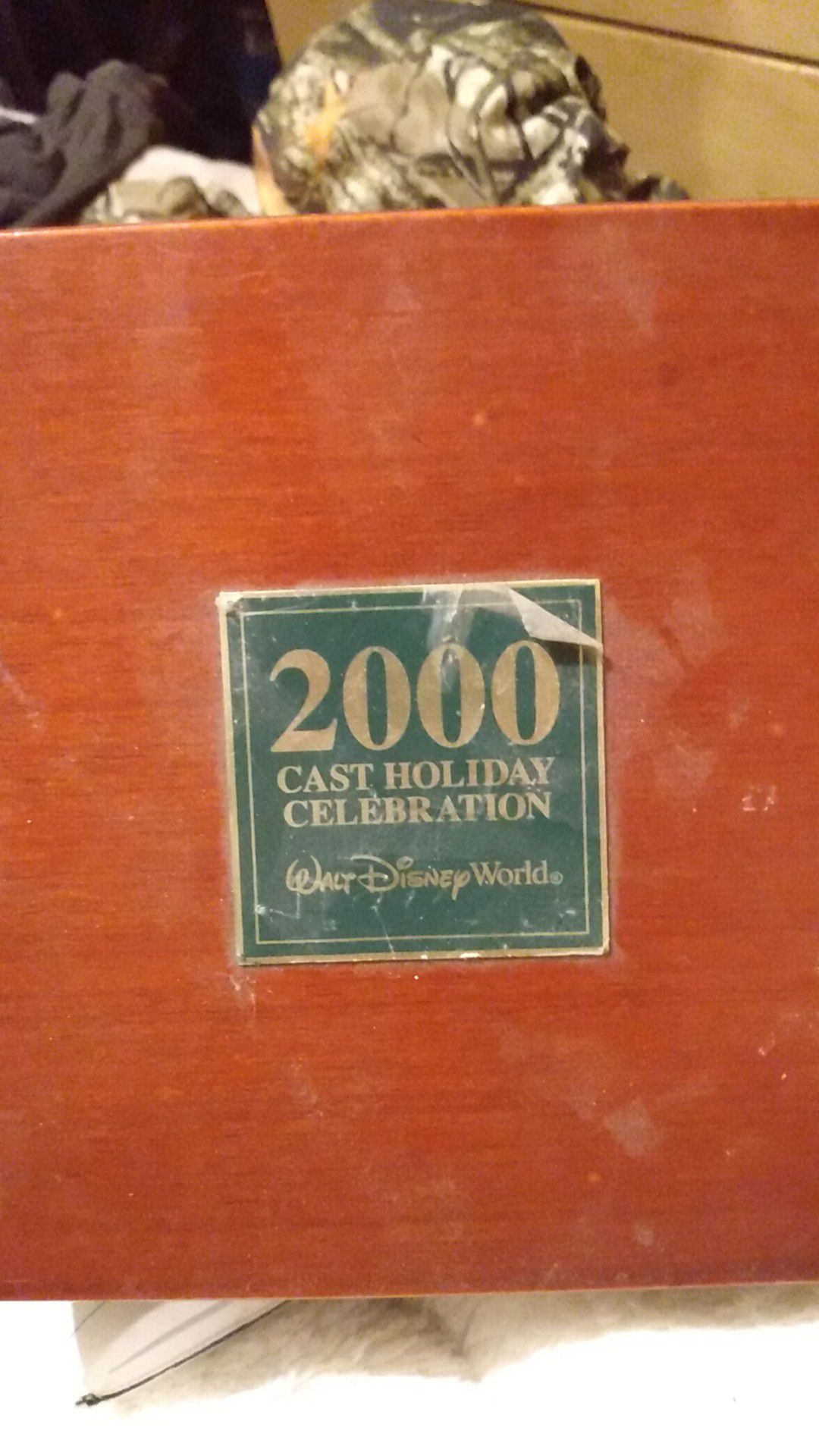 Cast holiday celebration pins from 2000 Walt Disney world