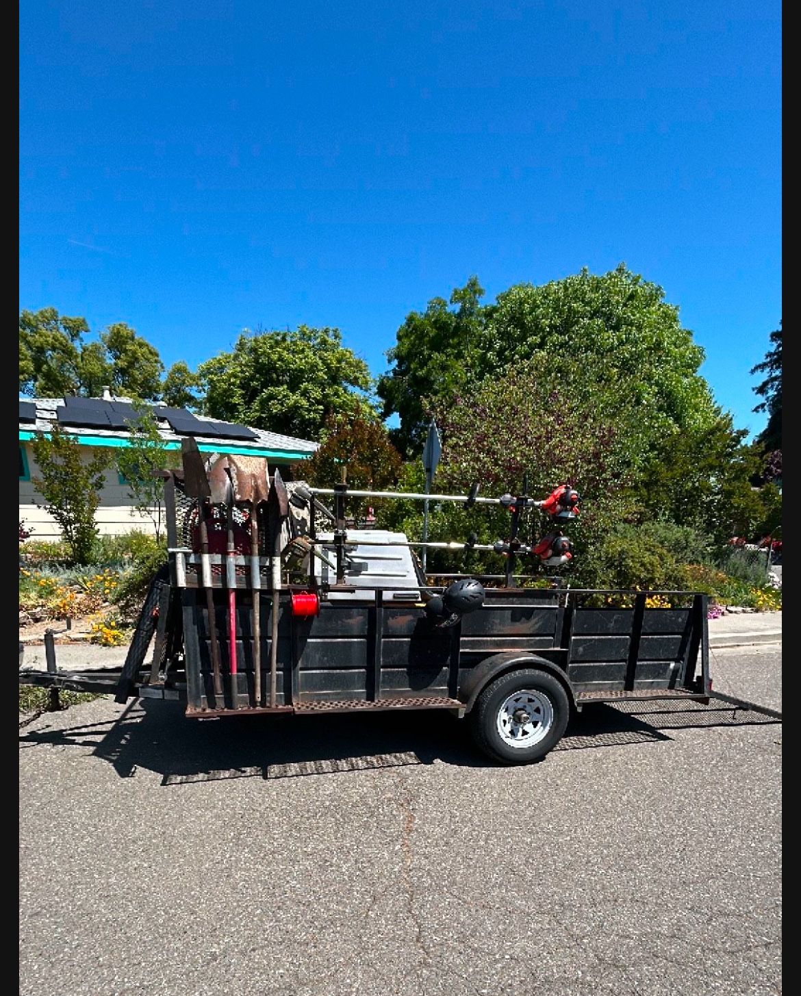 Landscape trailer