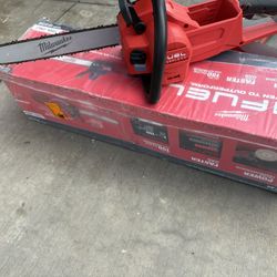  M18 FUEL 16 in. 18V Lithium-Ion Brushless Battery Chainsaw (Tool-Only)