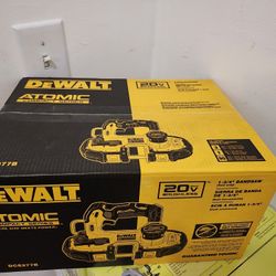 DEWALT
ATOMIC 20V MAX Cordless Brushless Compact 1-3/4 in. Bandsaw and 20V POWERSTACK 