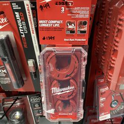 Milwaukee Close Quarters Tubing Cutter Set (3-Piece)