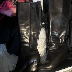 Vera Wang Italian Leather Boots