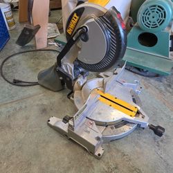 Dewalt DW703 Mier Saw