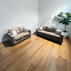FREE DELIVERY! 🚚 Ashley Furniture Sofa & Loveseat Set