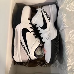 Kobe IV Protro “Mambacitas”