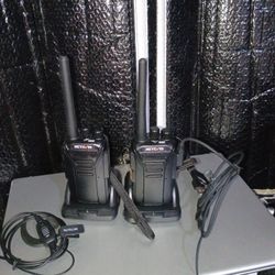 Two-way Radios RT27s with Earpiece 