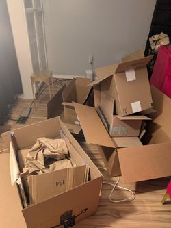 FREE MOVING BOXES