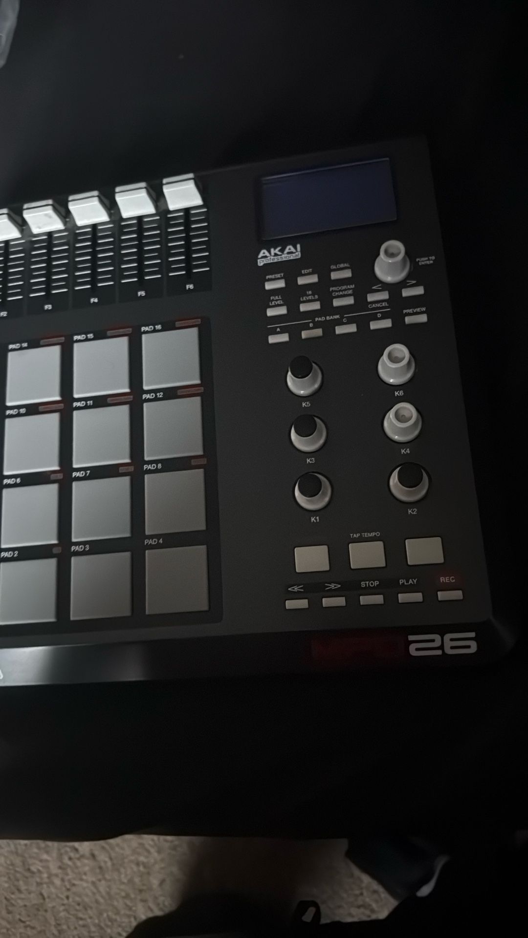 Akai MPD26 MIDI