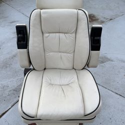 ISRI Rv Drivers Seat - Leather With Air Ride 