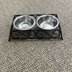 Dog food bowls with stand