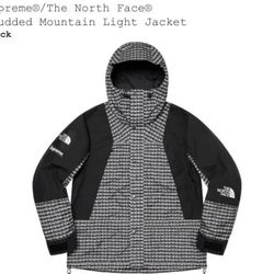 Supreme/The North Face Studded Mountain Light Jacket 