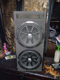 12" Kicker comps with box