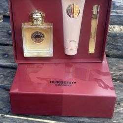 Burberry Goodness Set 3.4oz Edp 