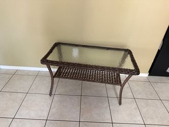 NEW Outdoor Wicker Coffee Table with Glass Top – Brown