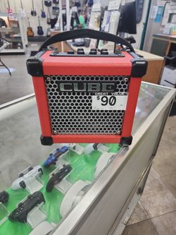 Roland cube guitar amp