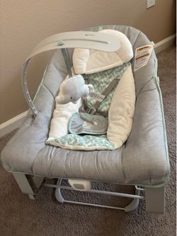 Baby bouncer