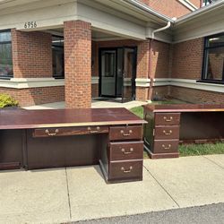 Executive Desks 