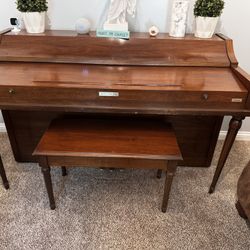Baldwin Upright Piano