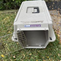 Petmate Kennel Cab Dog Cat Small pet carrier