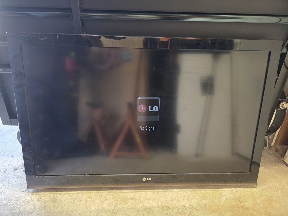 LG Tv 42"