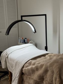 Custom Facials in plantation | New Client Special