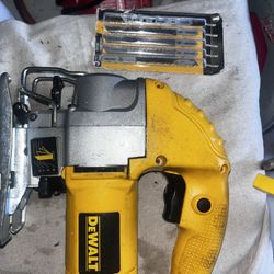 DeWalt 5.5 amps Corded Orbital Jig Saw