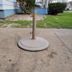 CONCRETE UMBRELLA BASE 
