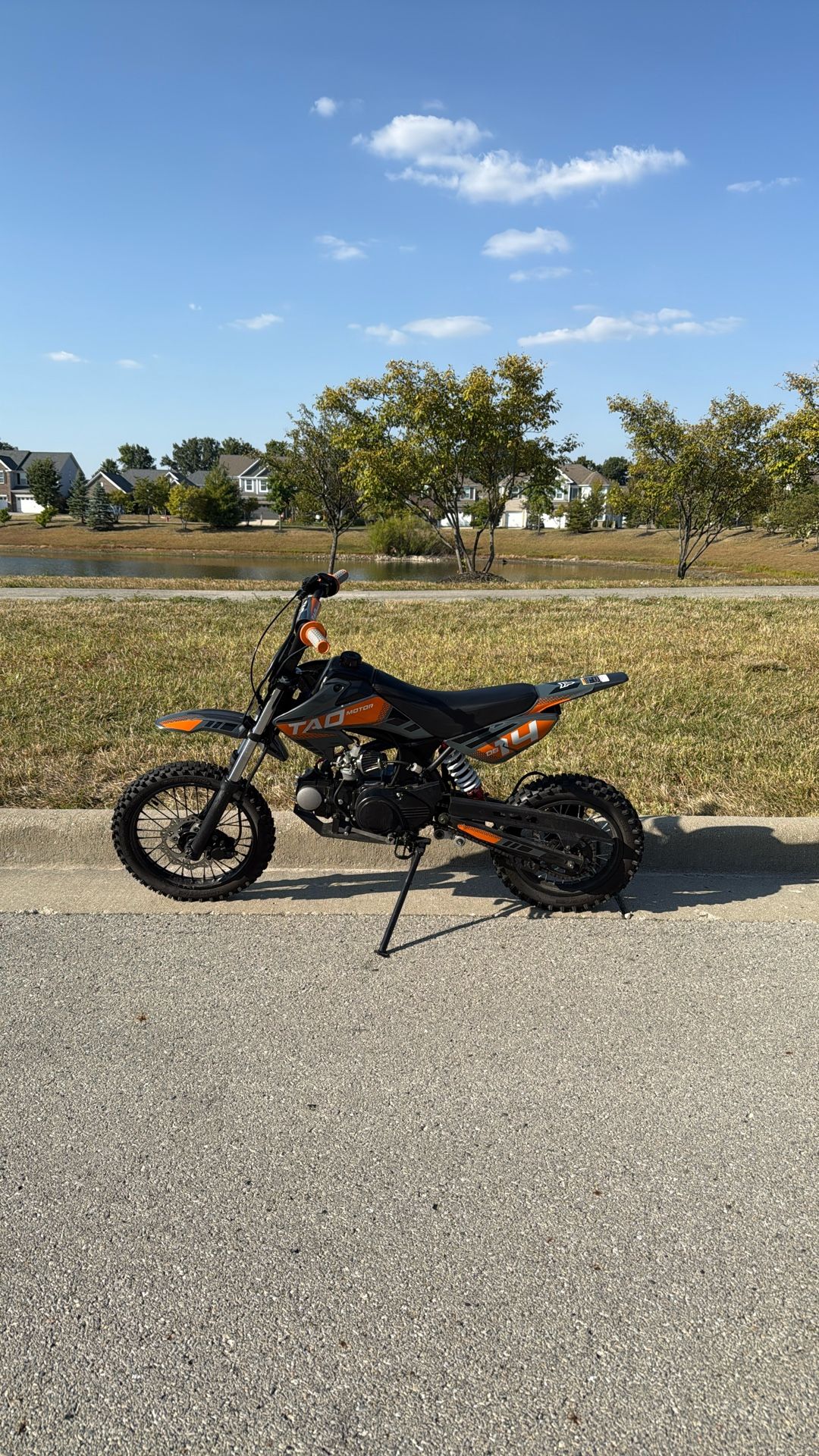 Teo motor 14 DBS fairly new. Text me if you have any questions 110 cc