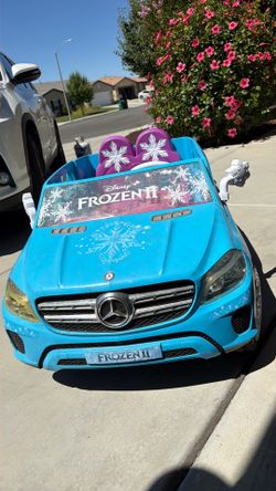 Elsa frozen Mercedes action wheels car with battery and charger