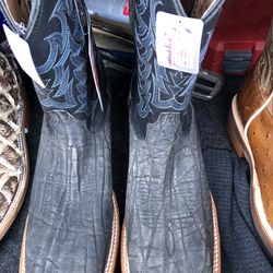 New Tony Lama Boots.  10D.   $185