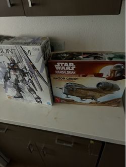 * Gunpla     Razor Crest k