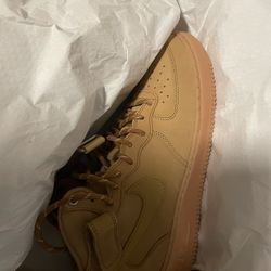 Nike Air Force 1 Mid 07 (size 10.5)