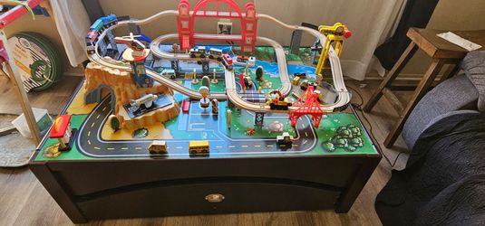 Kidcraft train table for kids