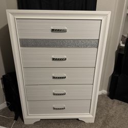 Chest Dresser