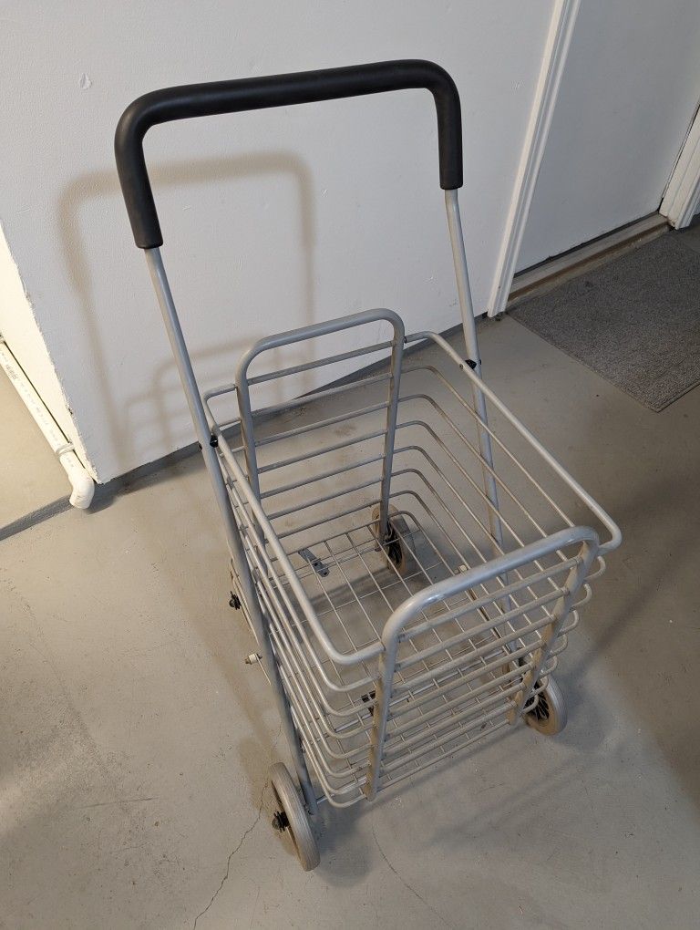 Collapsible Roller Cart