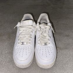 nike air forces- used