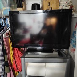 Panasonic 32" TV