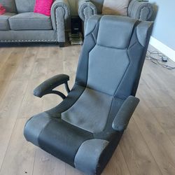 Rocking Gamer Chair 