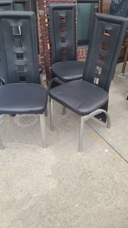 Set of 4 Black Dining Chairs with Silver Legs