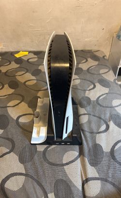 PlayStation 5 (console)
