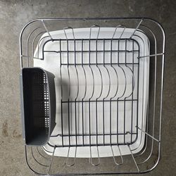 Dish drainer