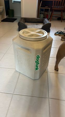 Dog Food container 