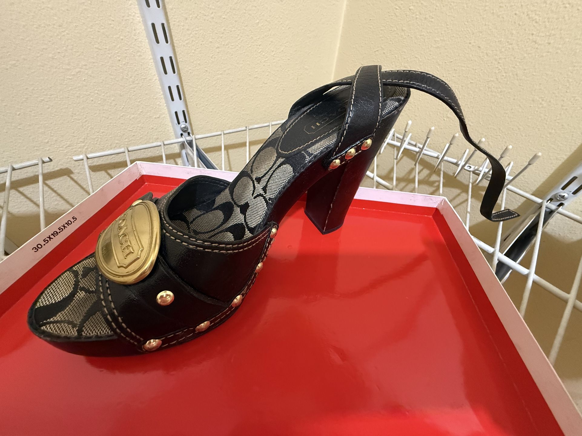 Coach Sandals Heels Breanna Vacchetta Size 9