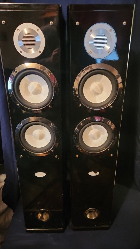 Theater Innivation Tower Speakers