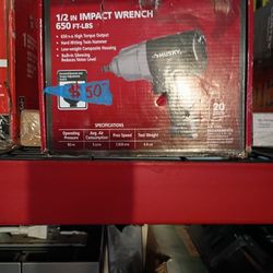 Husky 650 ft/Lb Impact Wrench 