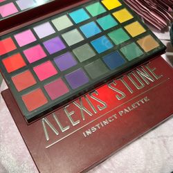 REVOLUTION X ALEXIS STONE INSTINCT PALETTE
