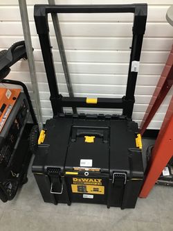 DEWALT ToughSystem 2.0 Rolling Tool Box