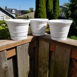 Set 3 White Ceramic Glazed Planters with Drip Trays Saucers Plant Pot